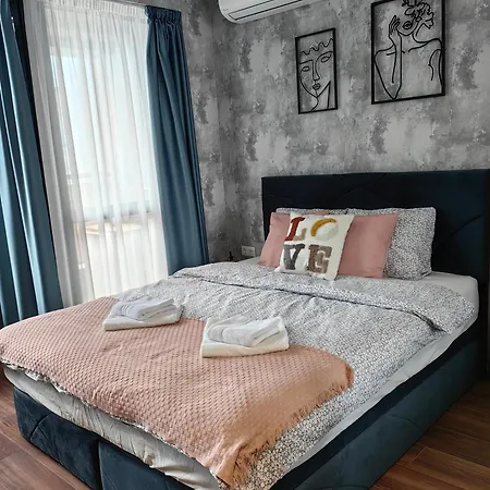 Luxury Apartment/studio Apartment *