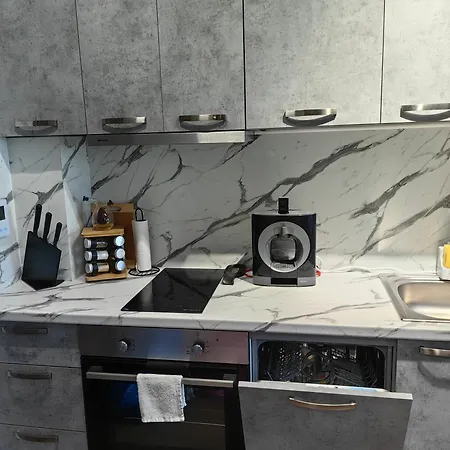 Luxury Apartment/studio Διαμέρισμα *